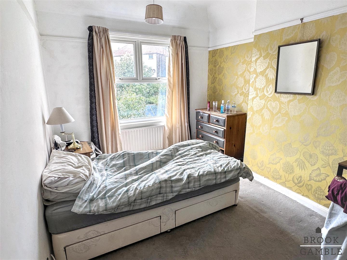 4 Bedroom House. Upwick Road in Eastbourne, East Sussex 22